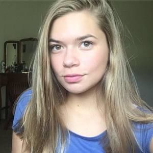 Meet your Posher, Makayla